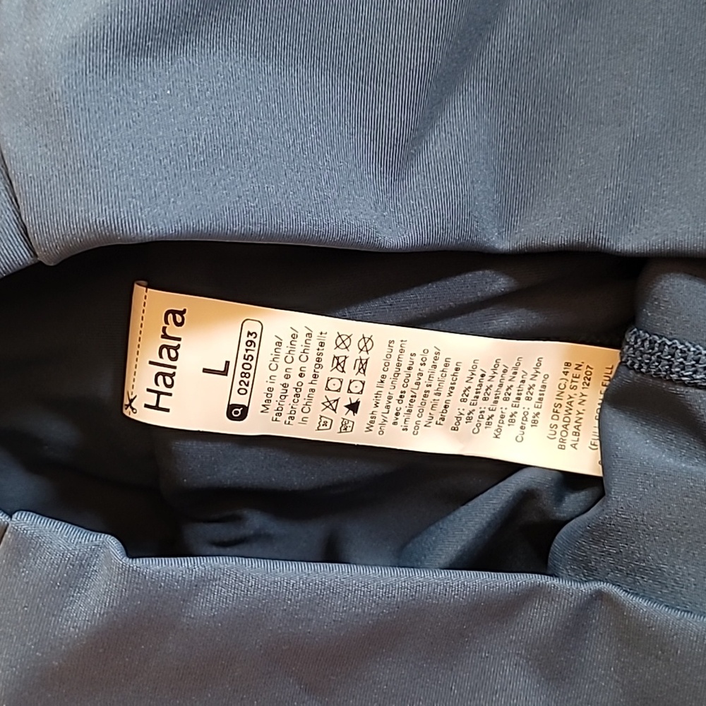 Halara Softlyzero Airy High-Waisted Shorts, Size L, Navy, Pockets, Soft, Cool - Picture 2 of 6